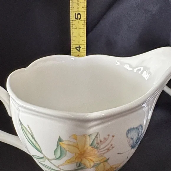 Lenox Floral Creamer and Sugar Bowl Set - Picture 4 of 7